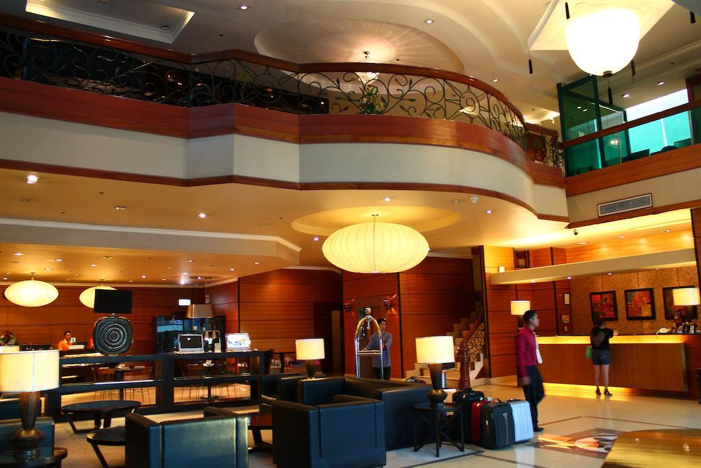 Iloilo Business Hotel Exteriér fotografie