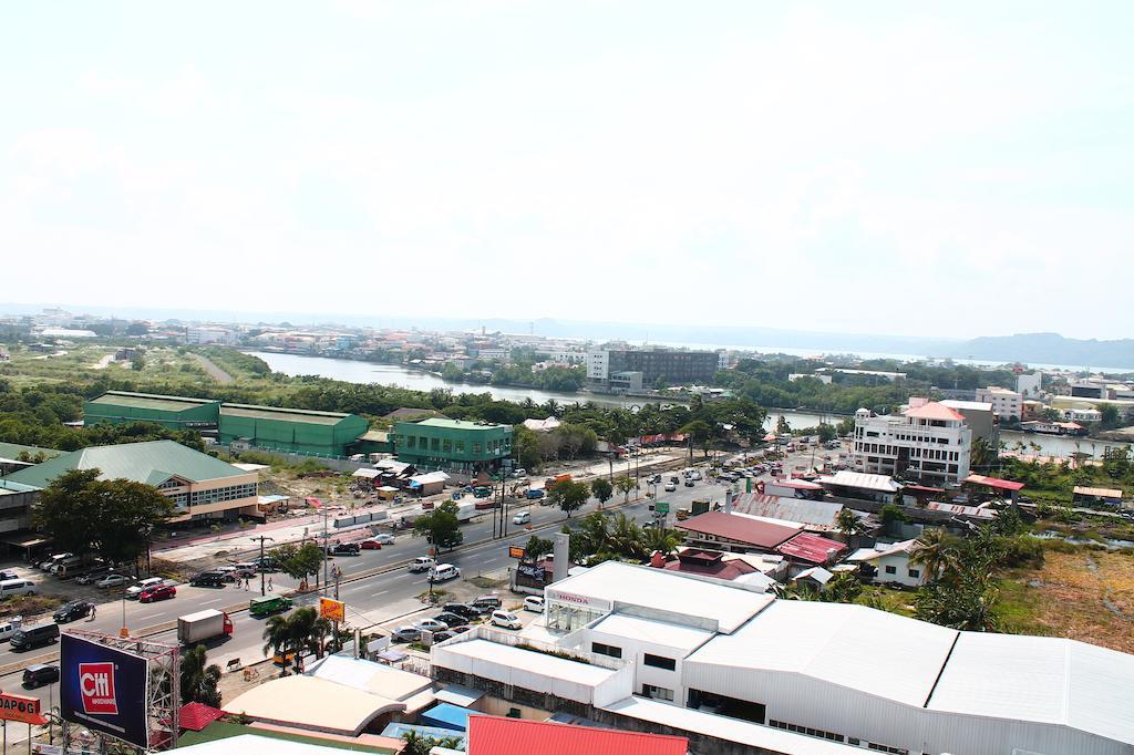 Iloilo Business Hotel Exteriér fotografie